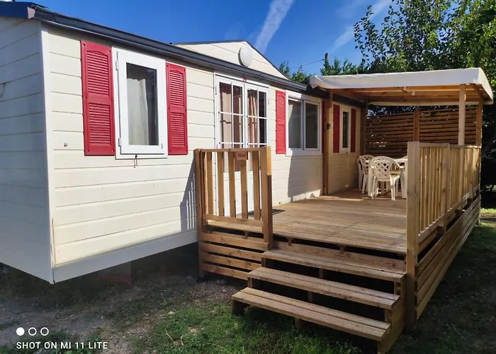Mobilhome 3 6 Personnes Pres De La - Novela - Frederic Et Sandra 캠프장 포르트라누벨